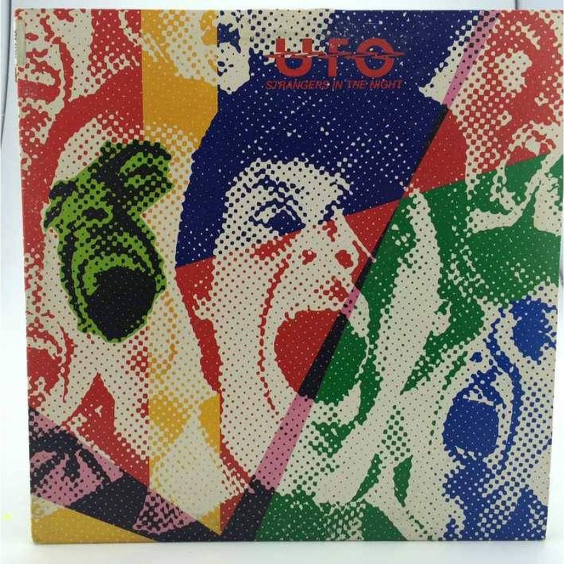 Strangers in the night. UFO "strangers in the Night". UFO strangers in the Night 1979. Обложка strangers in the Night. Обложка пластинки strangers in the Night